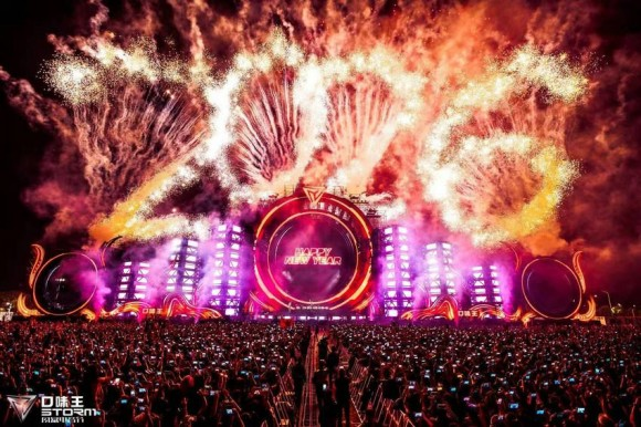 2025口味王风暴电音节圆满落幕，声光电燃炸广州南沙